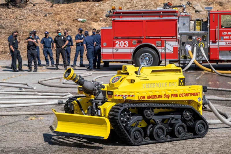 Firefighter-robot